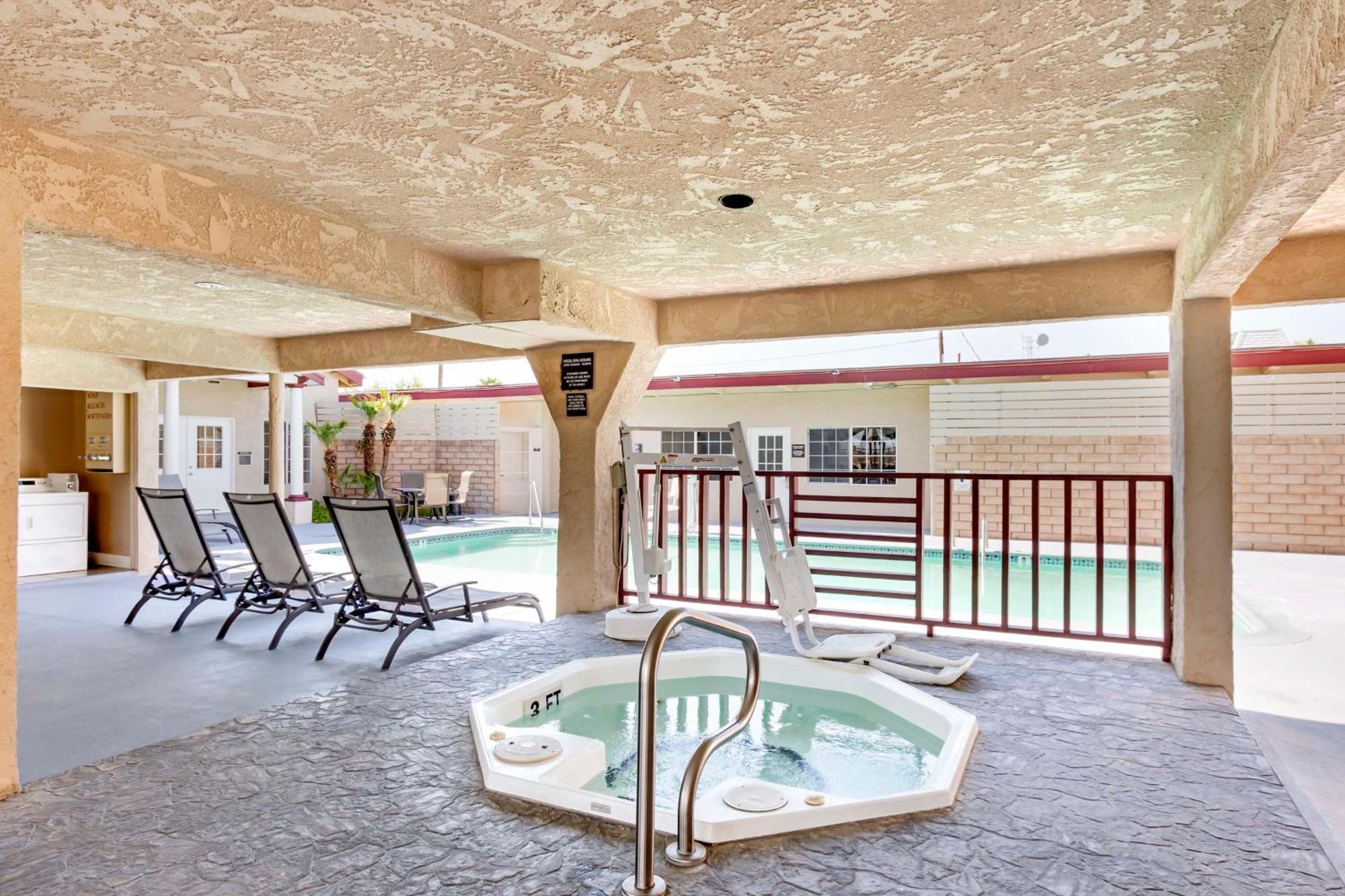 Best Western China Lake Inn Ridgecrest Exterior photo